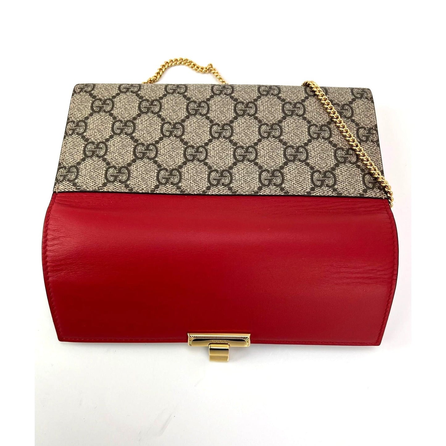 Gucci GG Supreme Continental Wallet on a Chain Red Pink Clutch