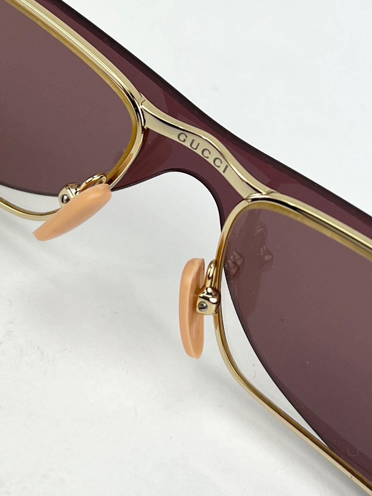 Gucci Flip-Up Sunglasses Rectangle Red Gold frames
