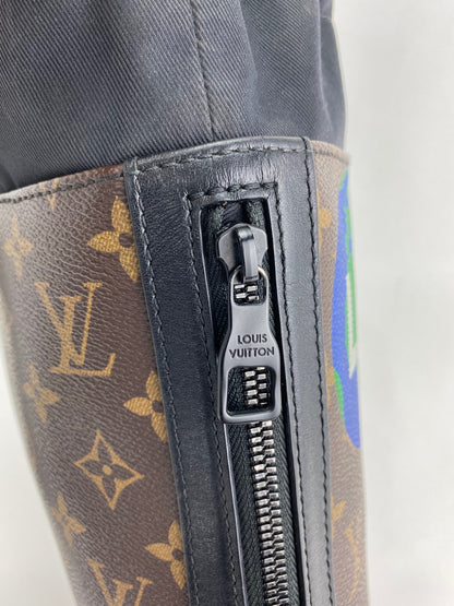 LOUIS VUITTON Monogram Men's Chalk Sling bag Nap Sac Shoulder Bag Backpack