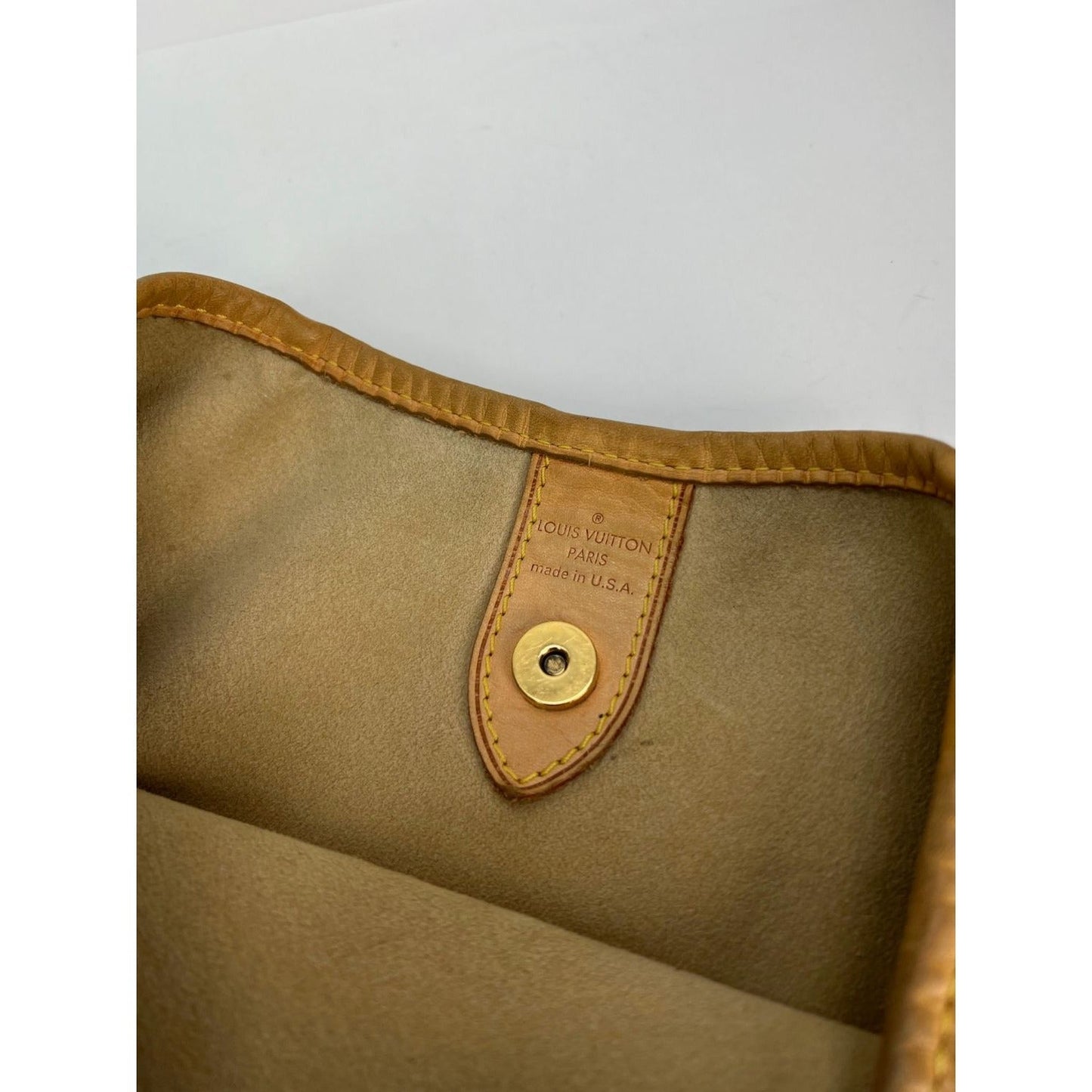 LOUIS VUITTON Galliera GM Monogram Shoulder Bag